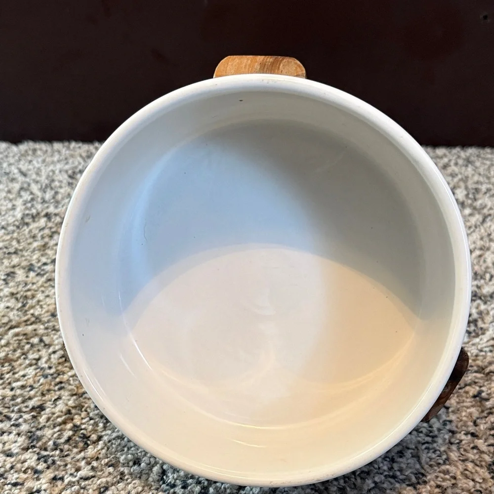 White Ceramic Pet Bowl with Wooden Stand - Picture 4 of 6